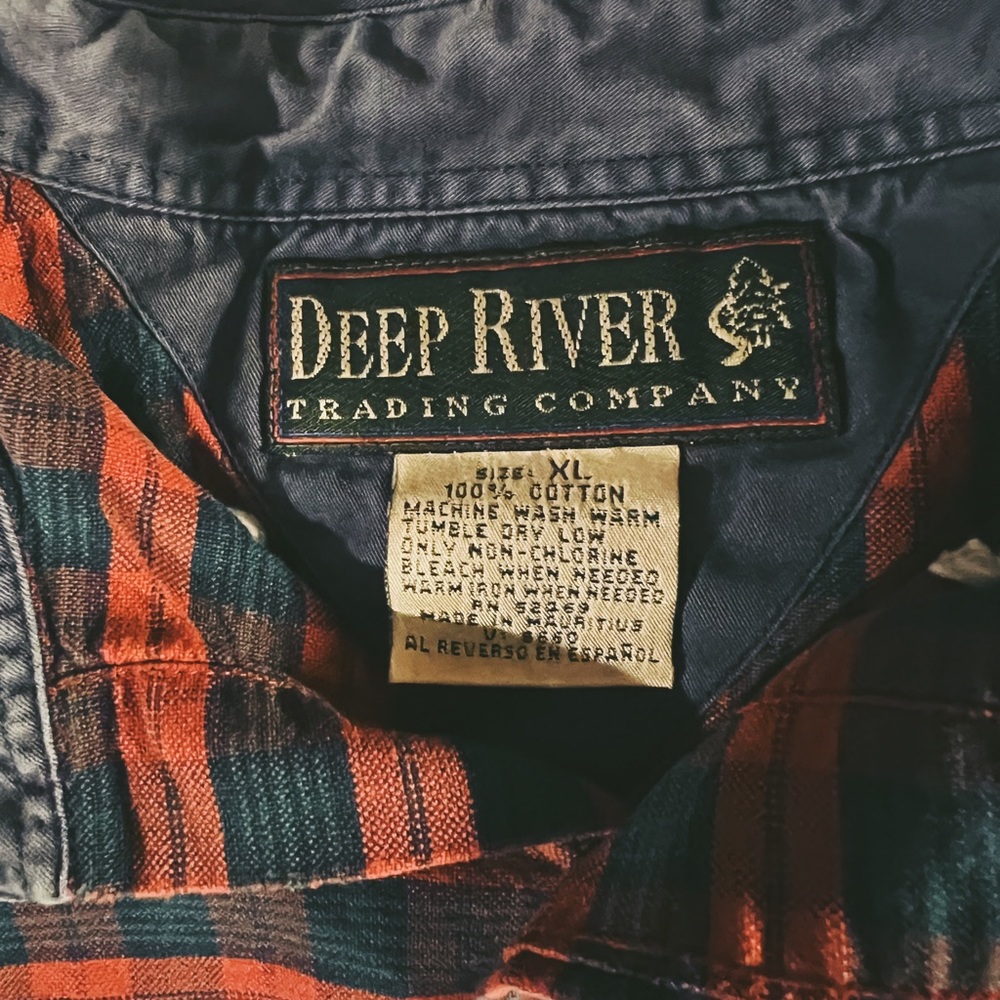 ⚡️VINTAGE FLANNEL⚡️ - Picture 2 of 5